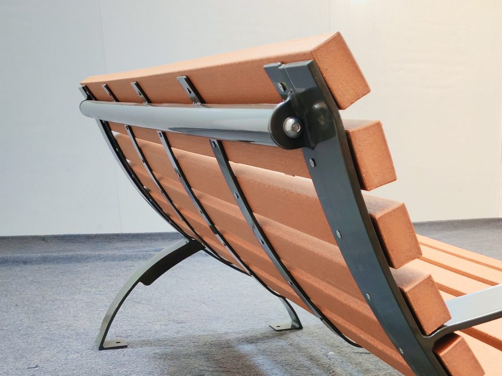 commercial recycled plastic park bench SPB-107 powder coated in RAL7022 glossy dark grey and P1 lumber, details from rear view