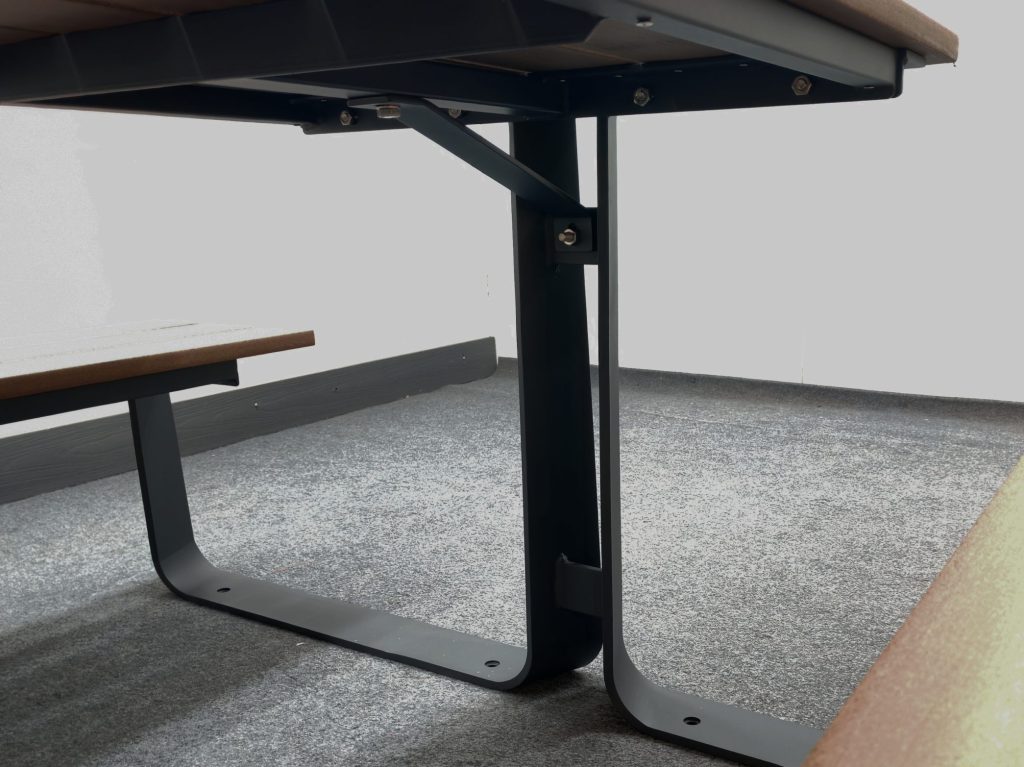 commercial outdoor picnic table SPP-108 RAL7016 matte anthracite grey powder coating and P5 recycled plastic lumber view under table top