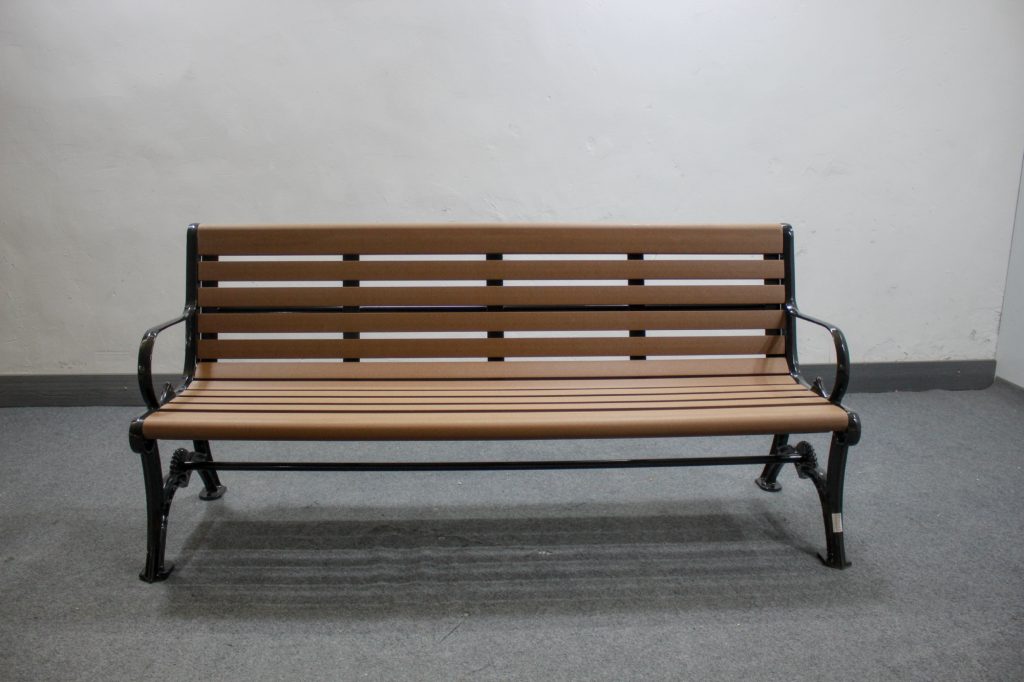 commercial outdoor recycled plastic park bench SPB-060 powder coated in glossy black with P5 plastic lumber