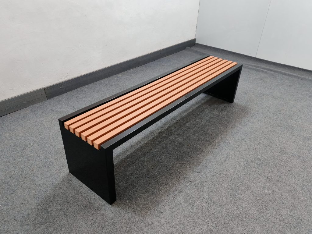 commerical outdoor recycled plastic backless park bench SPB-204 powder coated in glossy black and P1 lumber color from sunperk site furnishings